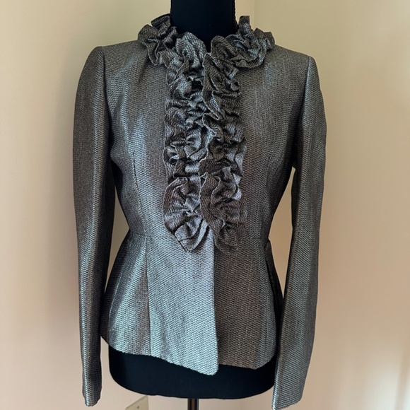 **ANNE KLEIN* Petite Gray Long Sleeve Ruffle Chest Suit Jacket Size 2P - Picture 1 of 7